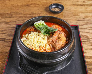 🍜Gamjatang Ramyun (Pork Bone Noodle Soup. 감자탕 라면)